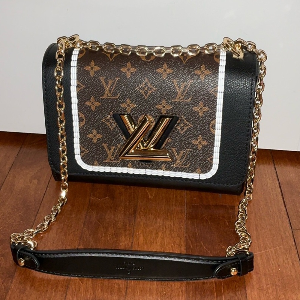 BROWN MONOGRAMMED LV PURSE NWOT